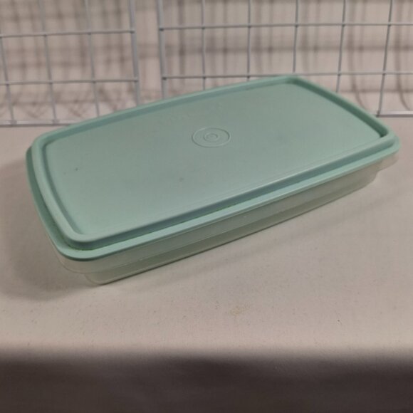 Vintage Collectible Tupperware #816 Deli Keeper w Lt Green Lid 9.5x5.5x1.7.5 In - Picture 15 of 15